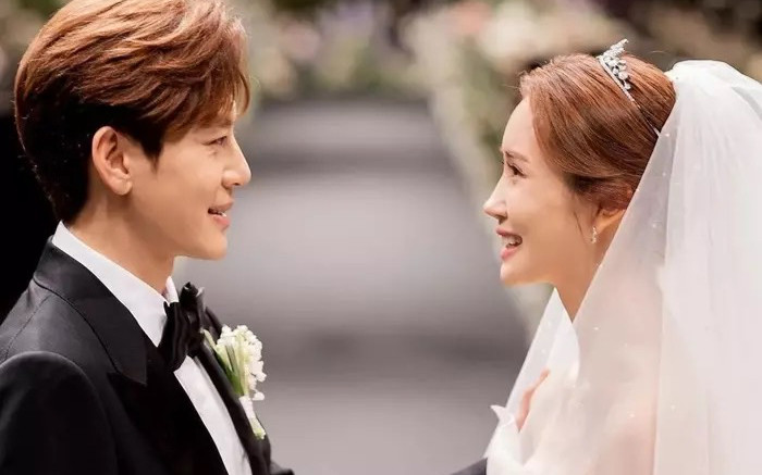 Ngắm trọn khoảnh khắc 'tình bể bình' trong hôn lễ Lee Da Hae và Se7en Ảnh 2