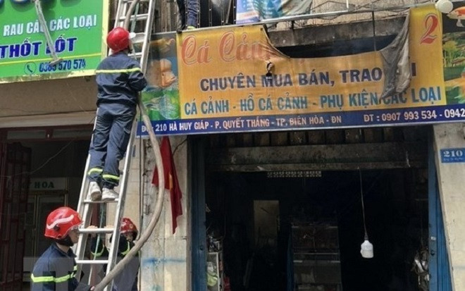 Mang xăng đốt nhà người tình, gã đàn ông hại chết chính mình còn làm 3 người bị thương Ảnh 2