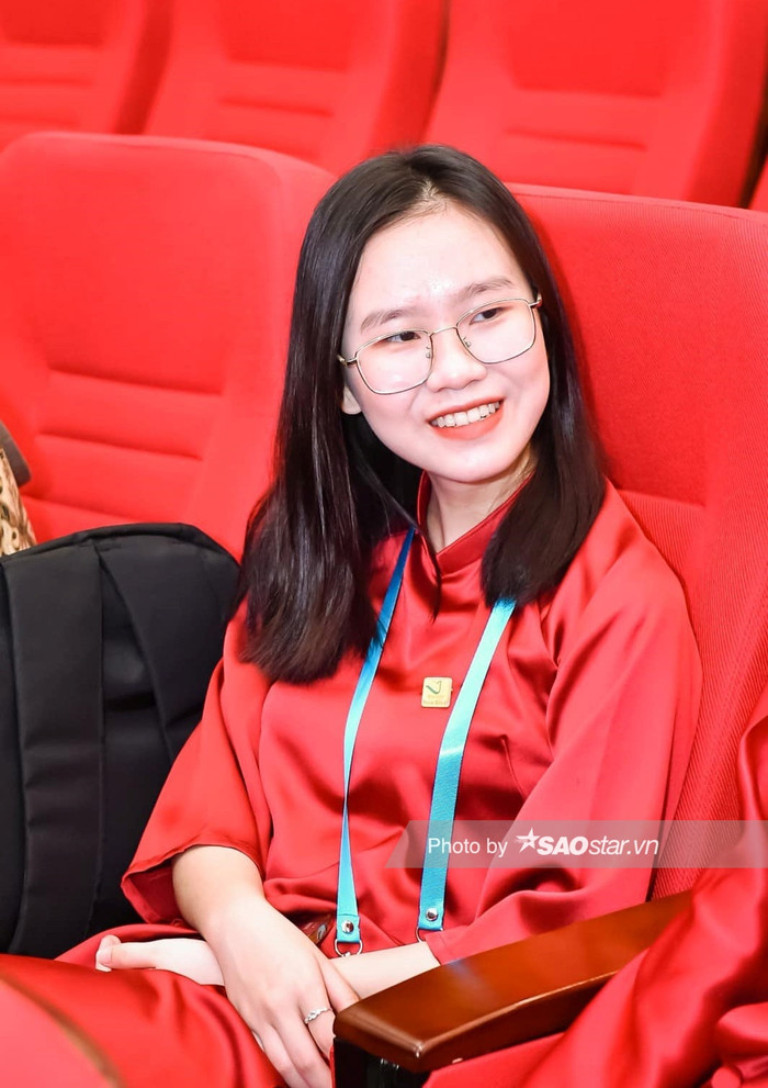  9 sinh viên 'ôm' mì tôm lương khô, mang di sản quốc gia vươn tầm thế giới: Em biết bố mẹ tự hào Ảnh 5