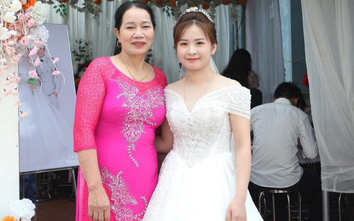 Đám cưới đặc biệt của cô dâu Thanh Hóa góa bụa 7 năm, được bố mẹ chồng đứng ra gả chồng mới Ảnh 2