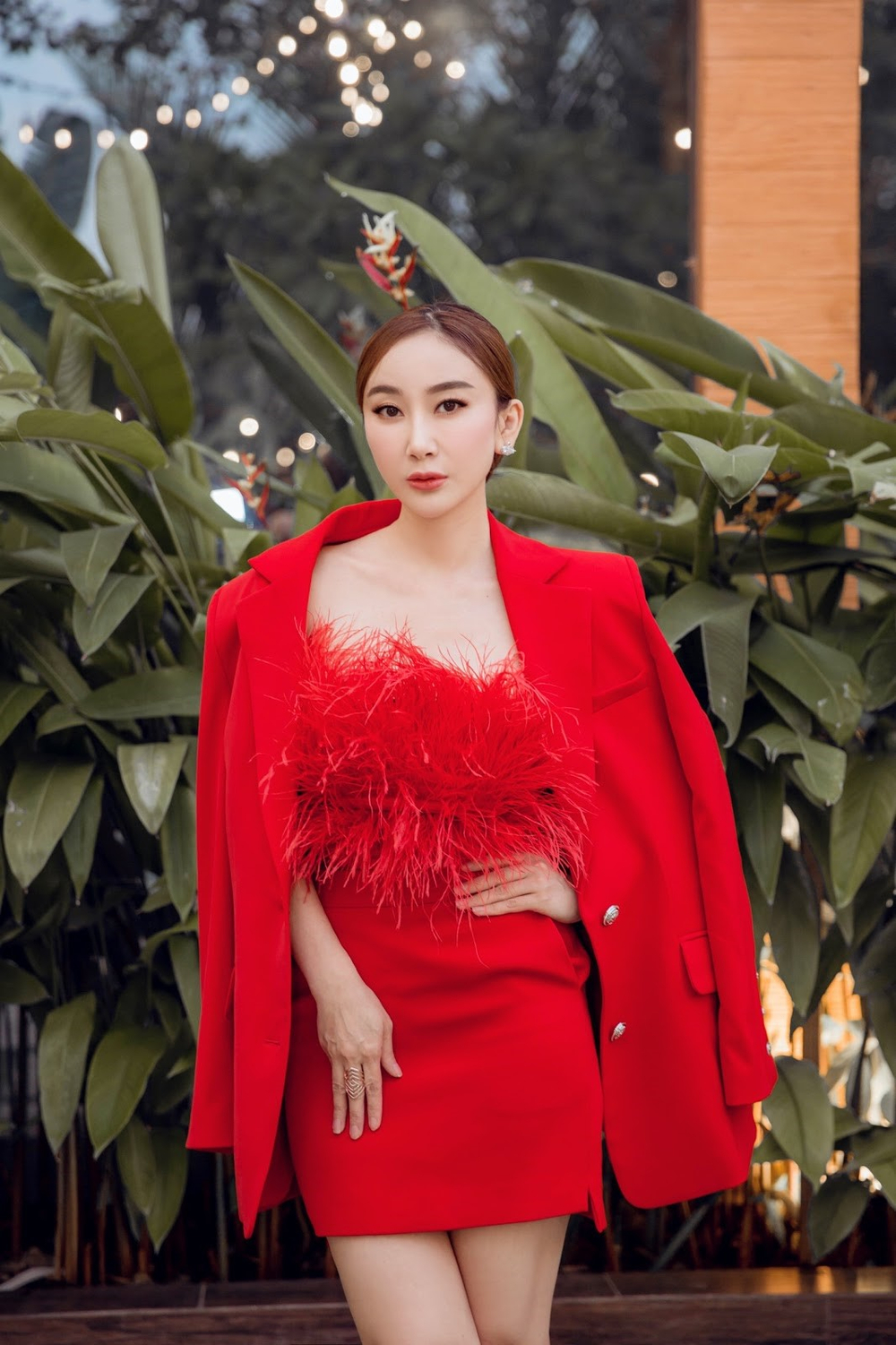 Người đẹp doanh nhân 'không tuổi' - Lữ Lệ Ngọc chia sẻ về cuộc sống đáng ngưỡng mộ ở tuổi 'Tứ tuần' Ảnh 1