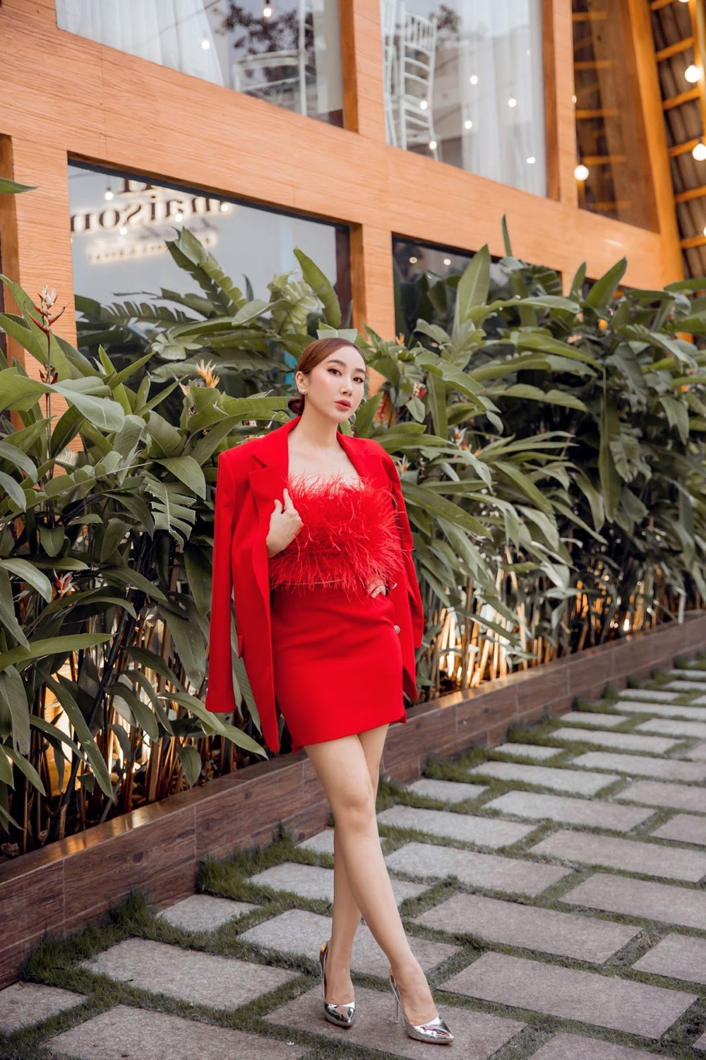 Người đẹp doanh nhân 'không tuổi' - Lữ Lệ Ngọc chia sẻ về cuộc sống đáng ngưỡng mộ ở tuổi 'Tứ tuần' Ảnh 2