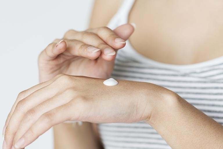 Top 5 tiêu chí chọn kem chống nắng cho da dầu có thể bạn chưa biết Ảnh 3