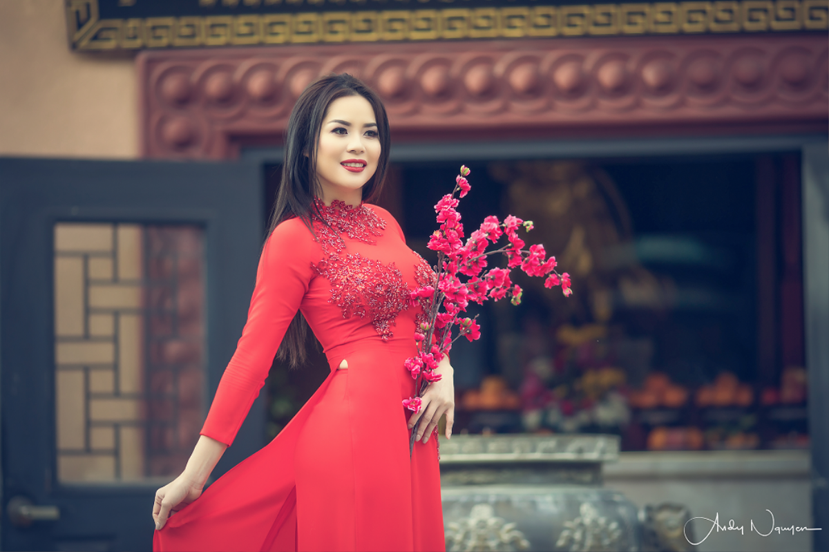 Hoa hậu Người Việt Thế giới 2017 Jasmine Le đi lễ chùa năm mới Ảnh 6