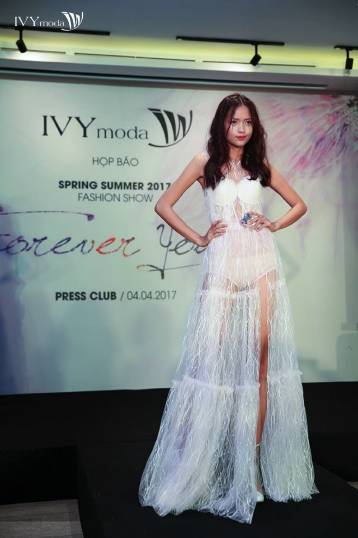 IVY moda tổ chức Fashion show đáng mong đợi ngày 08/4 Ảnh 2