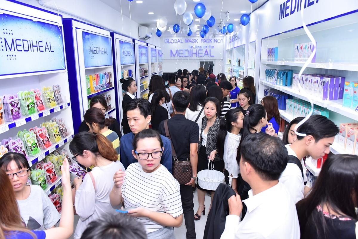 Thương hiệu mặt nạ hàng đầu Mediheal khai trương sôi động phố đi bộ Nguyễn Huệ Ảnh 2