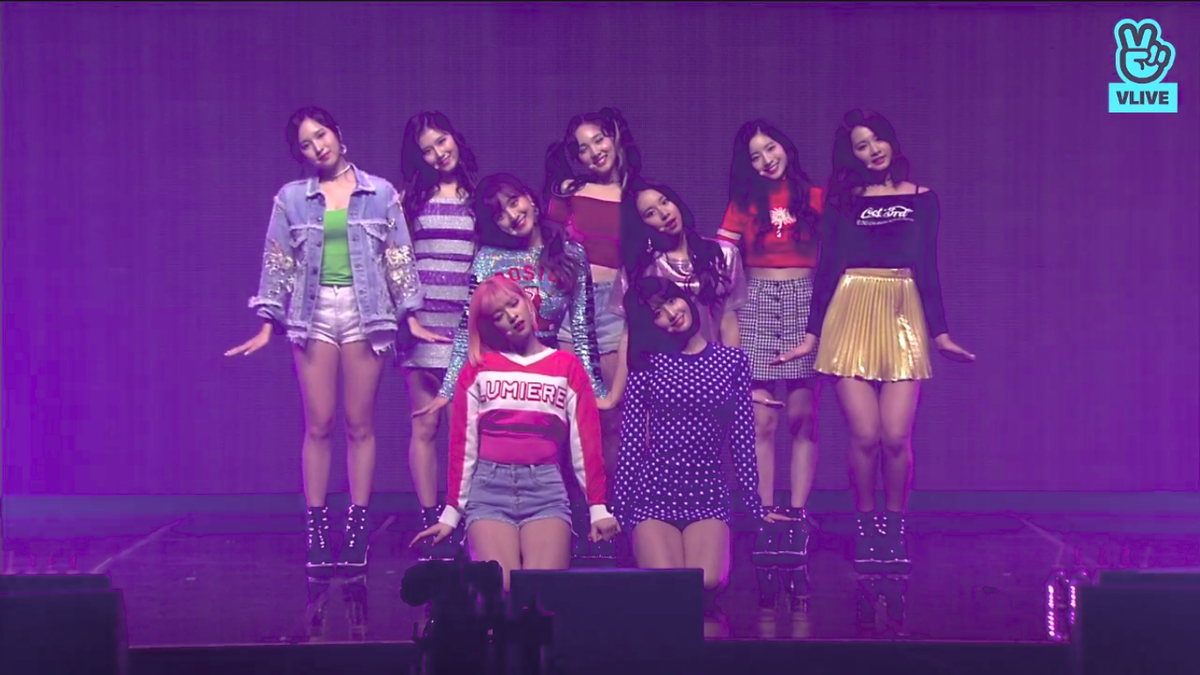 TWICE comeback ấn tượng, tiết lộ nhiều bí mật thú vị trong showcase mới Ảnh 4