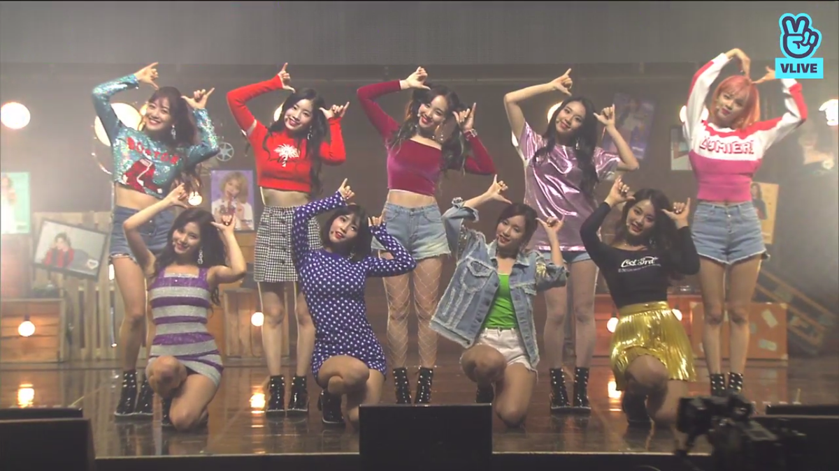 TWICE comeback ấn tượng, tiết lộ nhiều bí mật thú vị trong showcase mới Ảnh 10