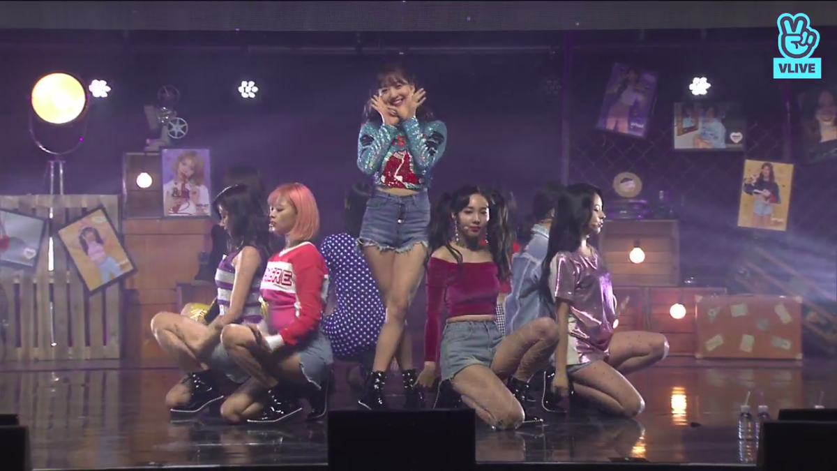 TWICE comeback ấn tượng, tiết lộ nhiều bí mật thú vị trong showcase mới Ảnh 21