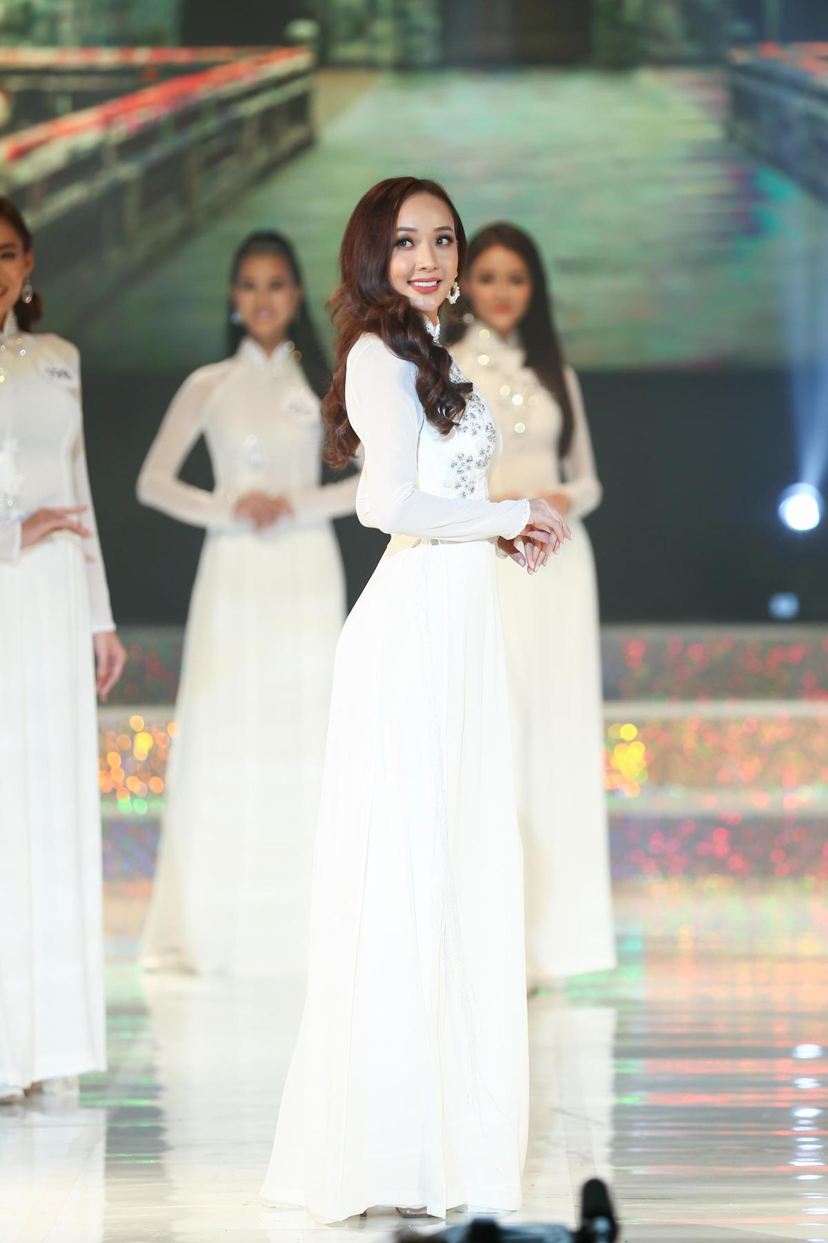 Top 15 Miss Supranational Vietnam diện áo dài Kinzu gây sốt ở Hàn Quốc Ảnh 14