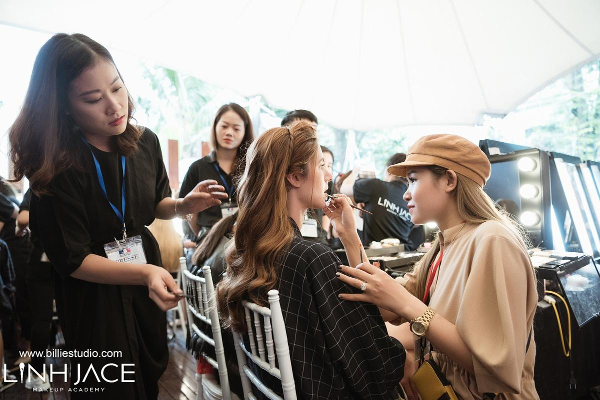 Makeup Artist Linh Jace - Người điểm tô cho những  'đóa Calla' rực rỡ Ảnh 6