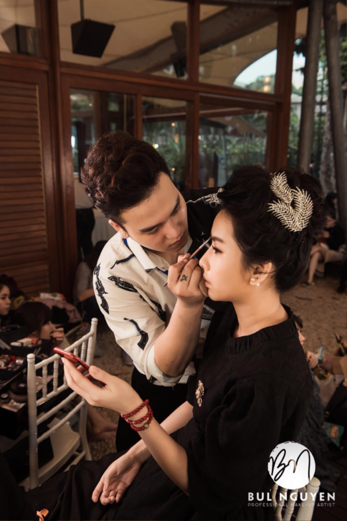 Makeup Artist Bul Nguyễn: Từ chuyên gia trang điểm đến 'bảo mẫu bất đắc dĩ' tại Calla Show 2018 Ảnh 3