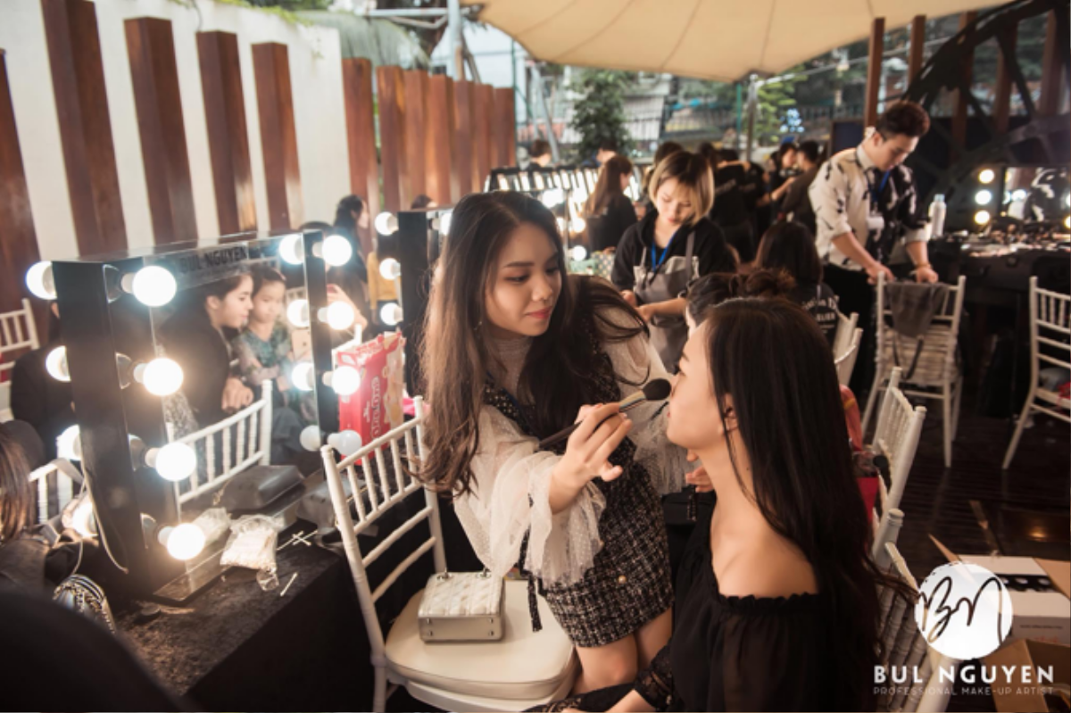 Makeup Artist Bul Nguyễn: Từ chuyên gia trang điểm đến 'bảo mẫu bất đắc dĩ' tại Calla Show 2018 Ảnh 6