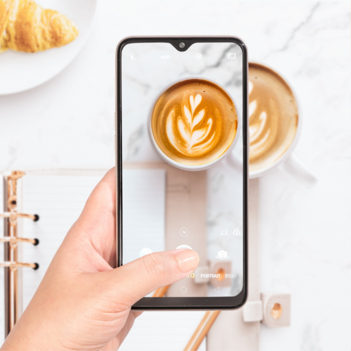 Hút mắt với thiết kế thời thượng của OPPO A7 vừa ra mắt Ảnh 5