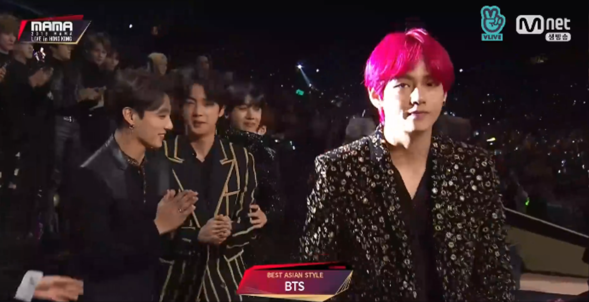 MAMA 2018: BTS 'công phá' các giải thưởng, các thành viên bật khóc khi lên sân khấu Ảnh 20