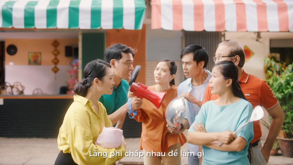 Thánh lầy Bích Phương tái xuất, chốt sổ năm 2018 bằng loạt 'bùa hoà giải' trong MV mới Ảnh 1