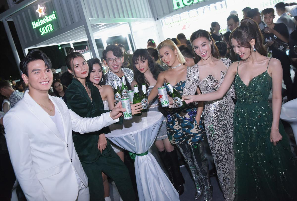 Những sao Việt đầu tiên được chạm tay vào Heineken Silver trong đêm ra mắt tại Dinh Độc Lập Ảnh 3