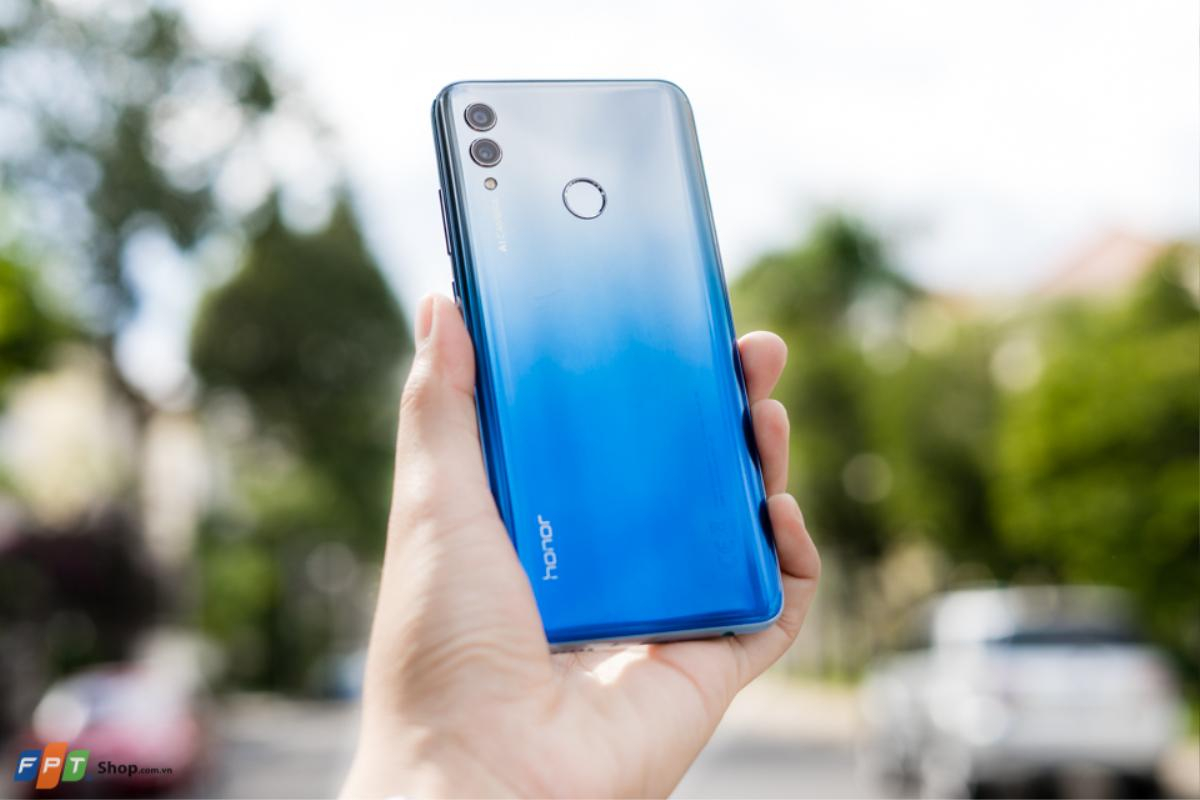 Đã có siêu phẩm Honor 10 - Tại sao Honor còn ra Honor 10 Lite? Ảnh 1