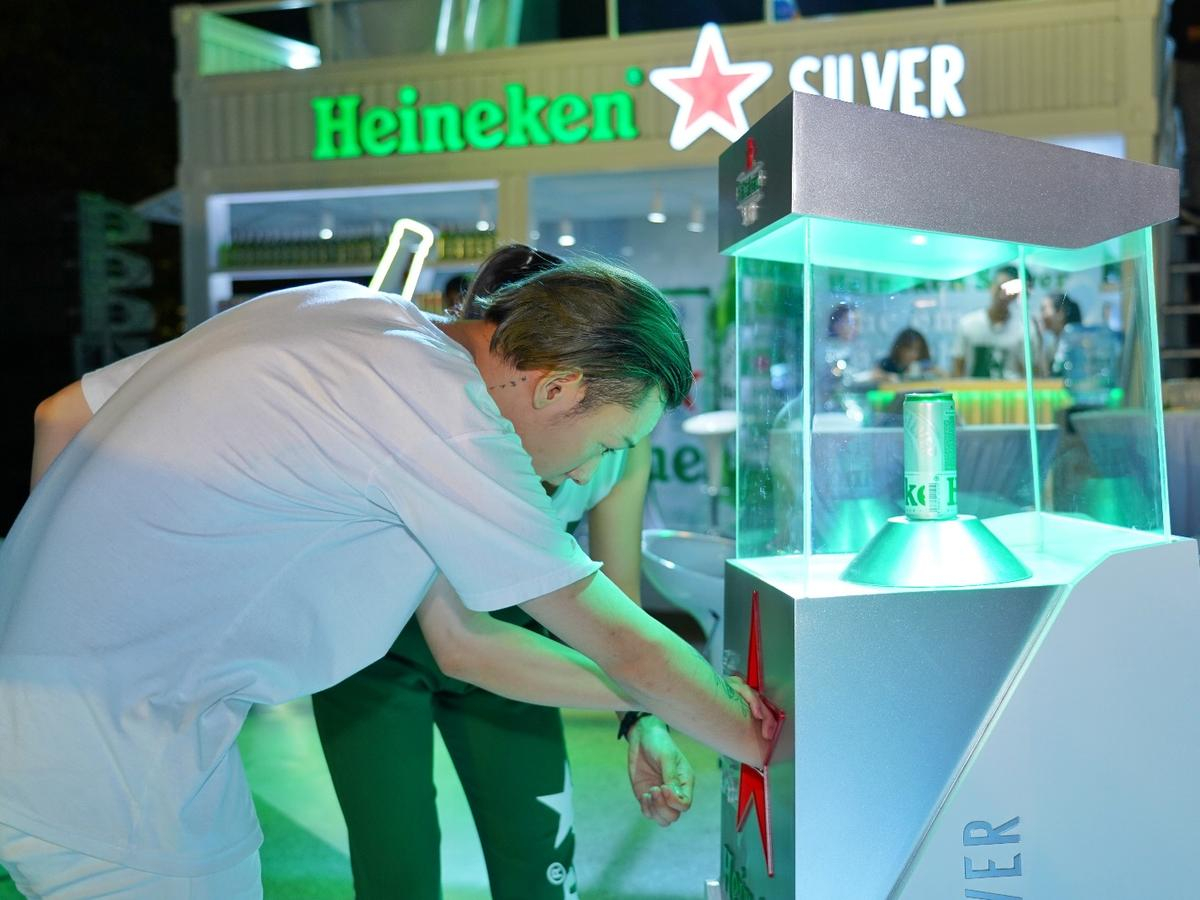 Heineken Silver thu hút hàng trăm bạn trẻ Việt tham gia trải nghiệm tại The World of Heineken Ảnh 3