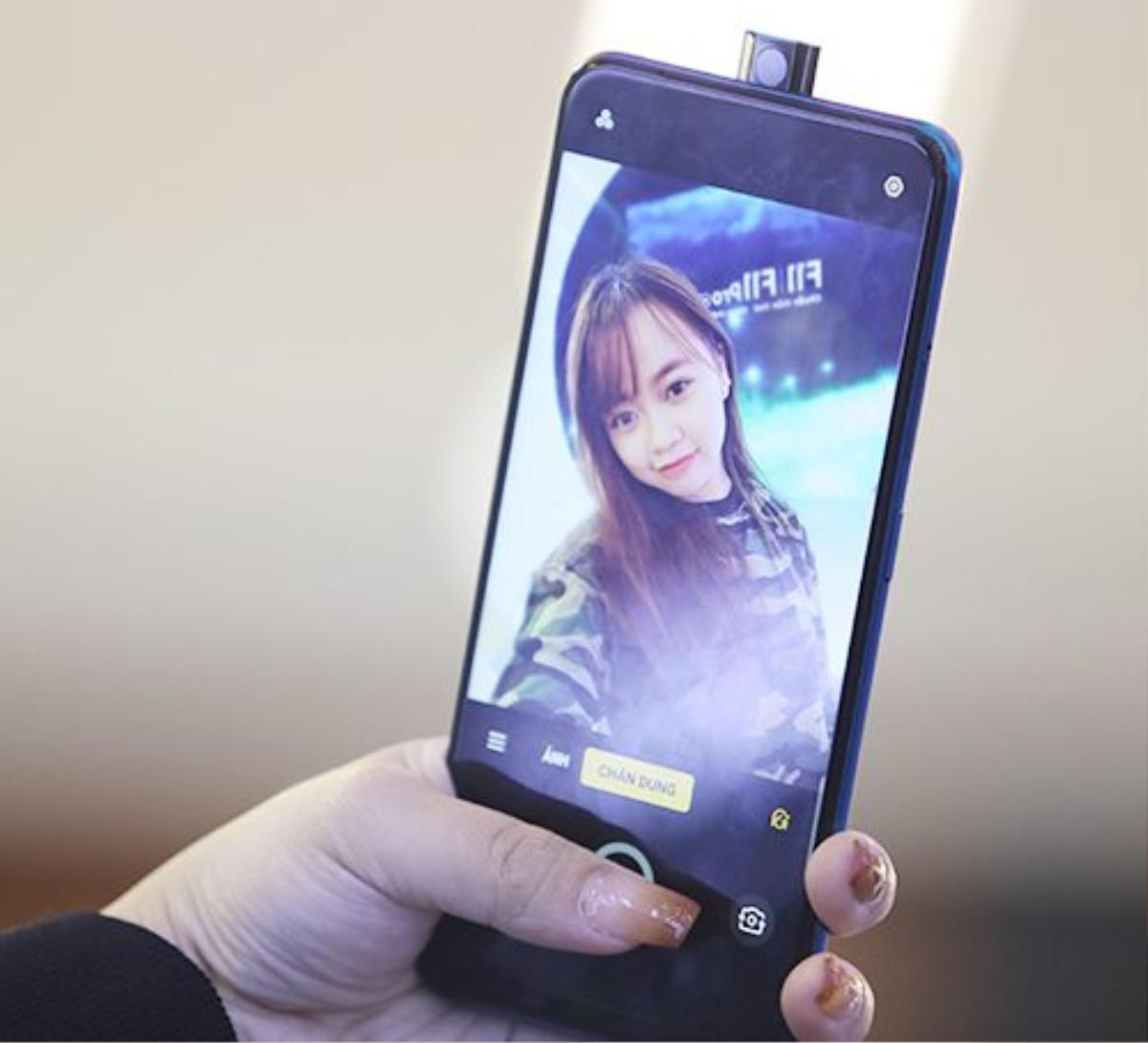 Hàng ngàn người dùng trẻ hào hứng trải nghiệm OPPO F11 Pro tại Đấu Trường Chân Dung Ảnh 3