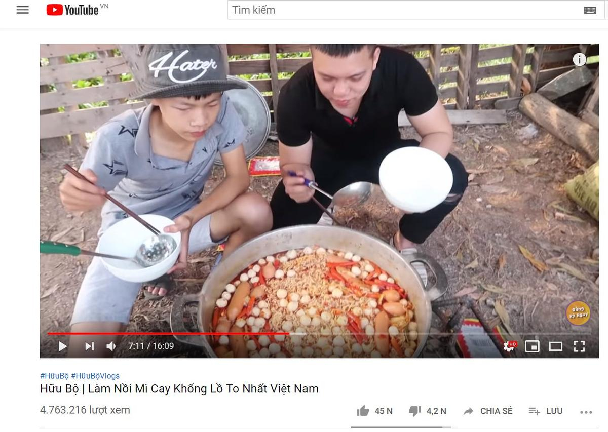 Danh tính chàng Youtuber đi đầu trào lưu làm clip món ăn độc lạ, siêu cay khổng lồ tại Việt Nam Ảnh 5