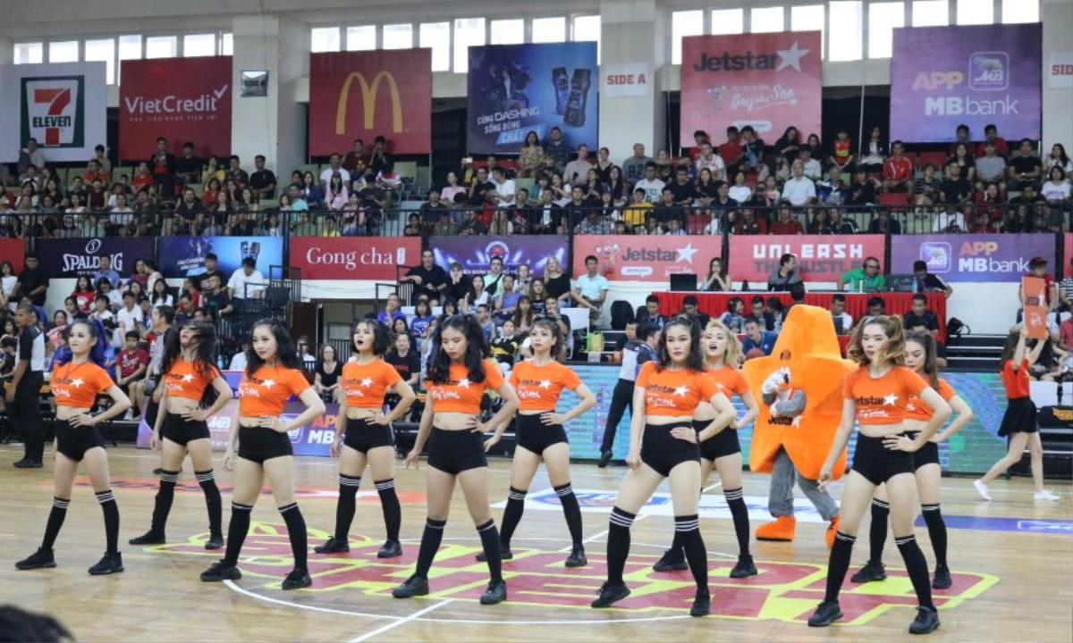 Những ‘Hotgirl’ Jetstar Pacific ‘đốt cháy’ không khí VBA 2019 Ảnh 2