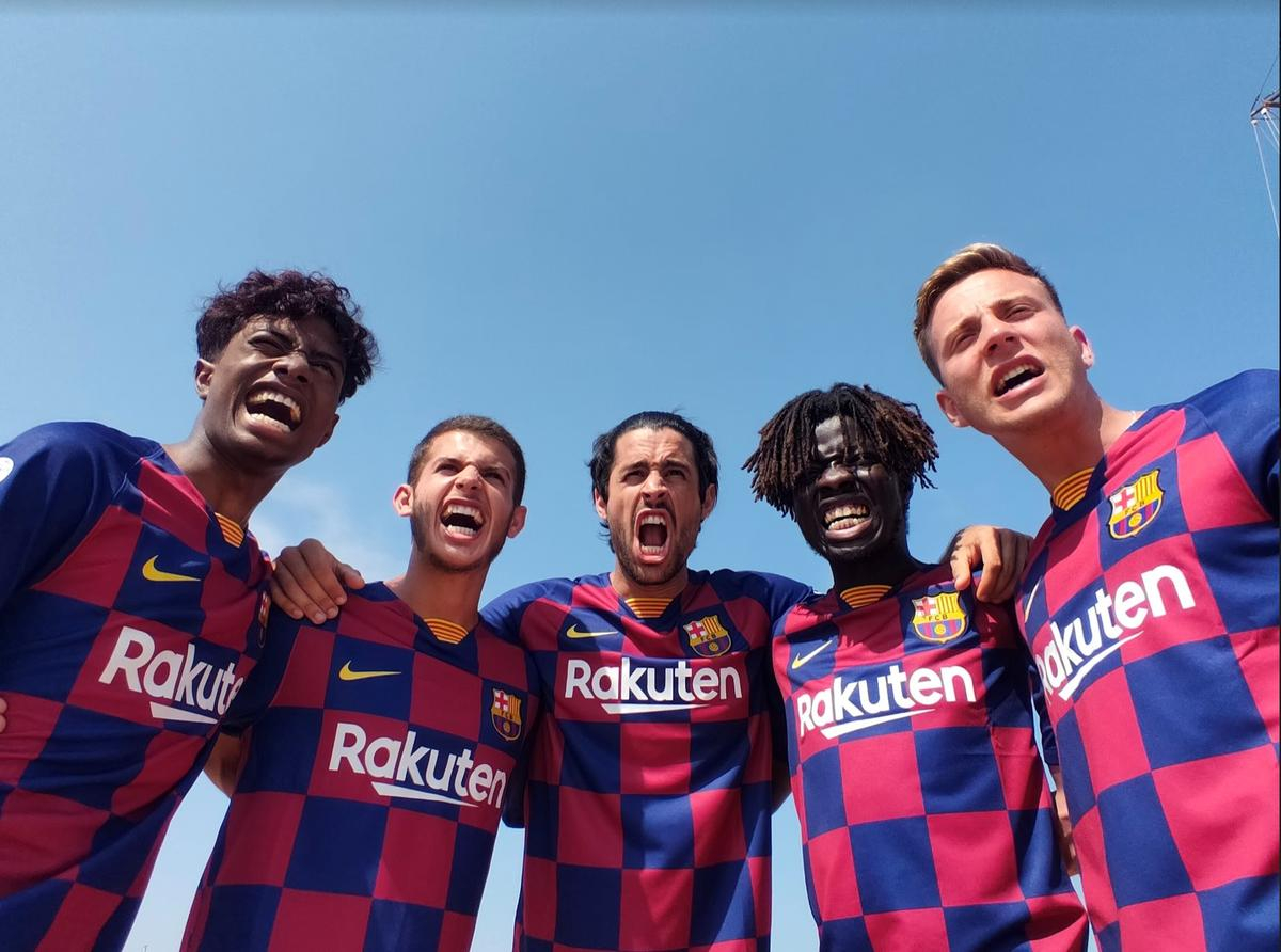 Ngắm nhìn bộ ảnh đam mê bóng đá bất tận chụp bằng OPPO Reno 10x Zoom phiên bản giới hạn FC Barcelona Ảnh 10