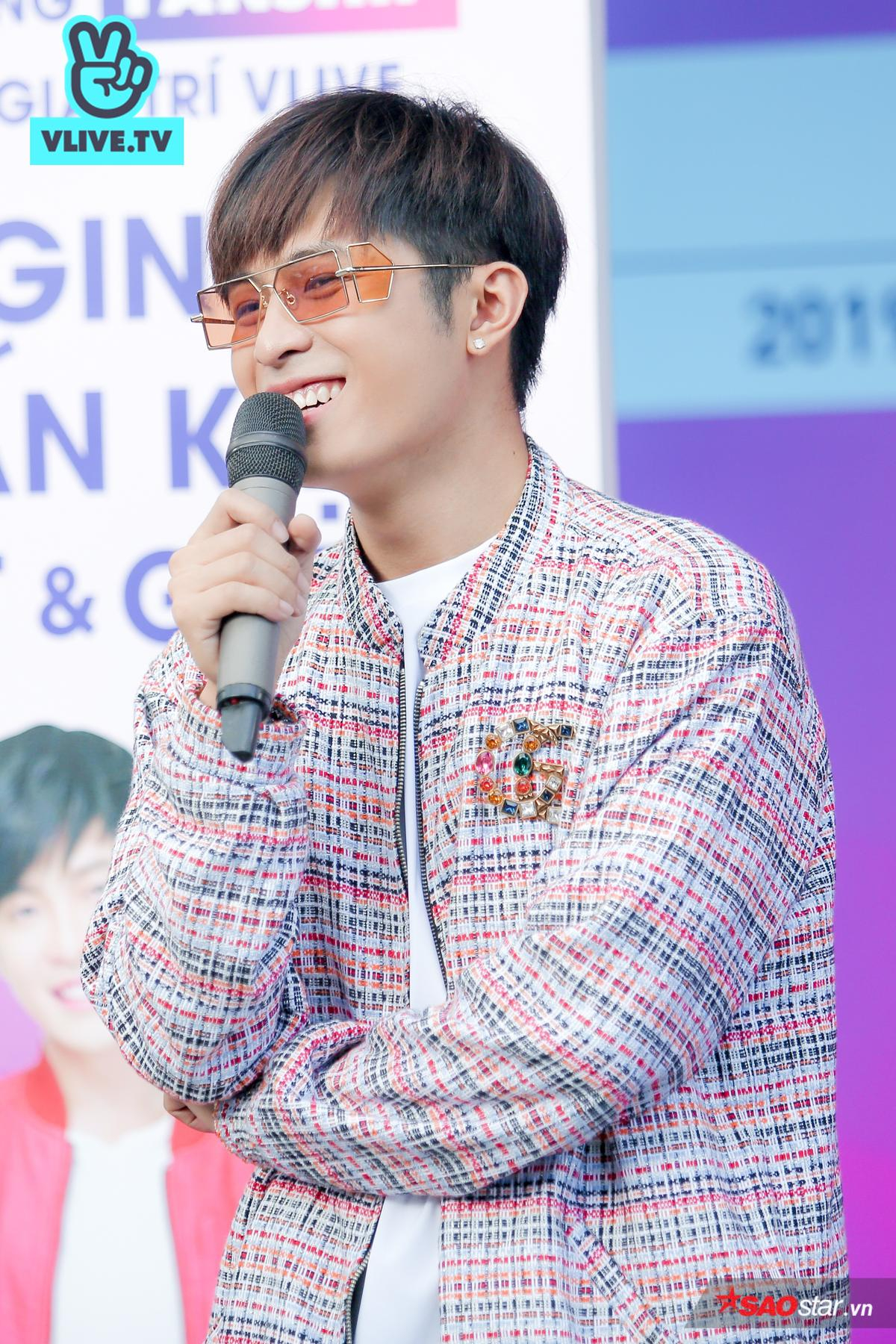 Gin Tuấn Kiệt hát chay cực sung cùng fan, Amee gây thương nhớ với nhan sắc ngọt ngào tại fansign đầu tiên trong sự nghiệp Ảnh 12