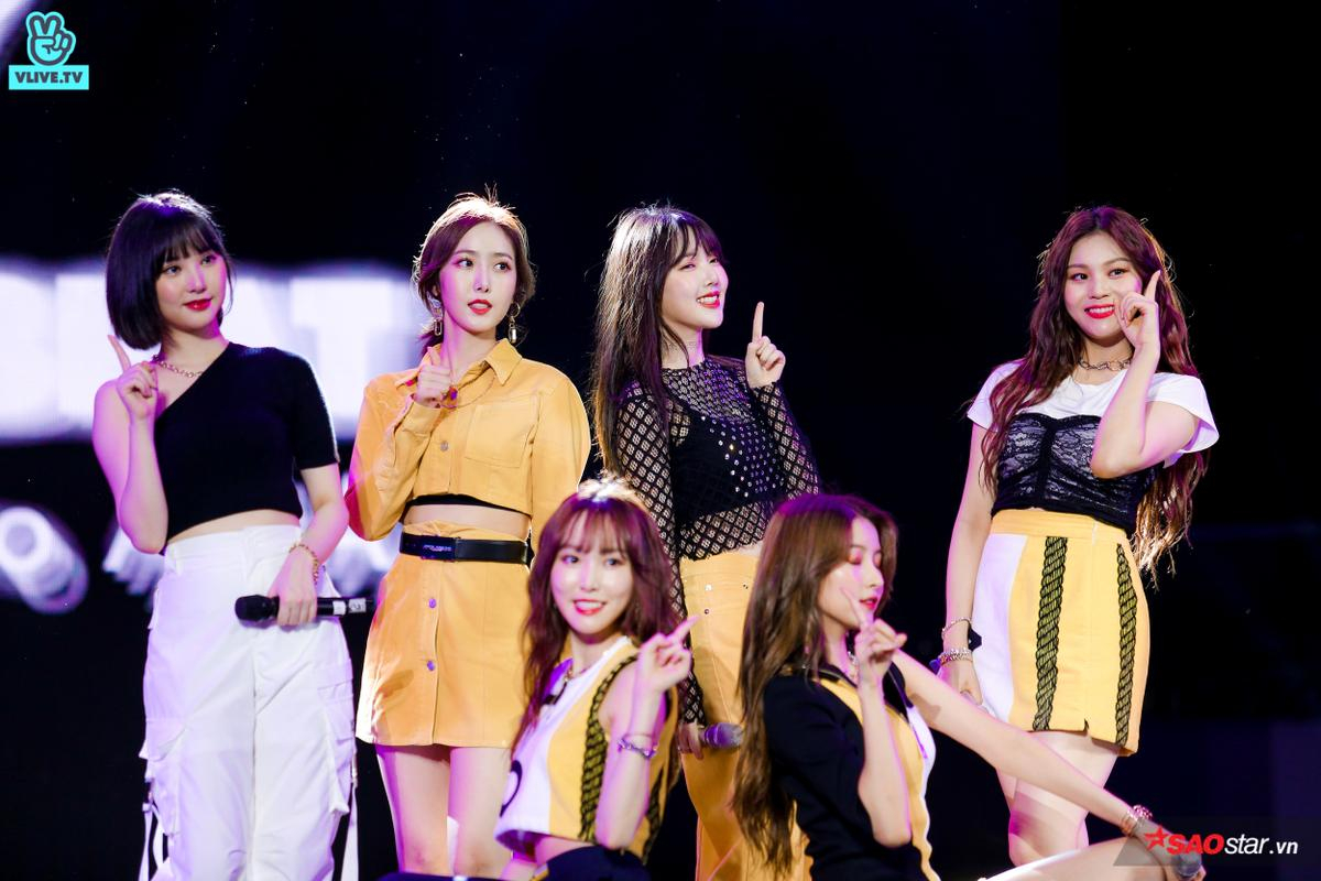 V Heartbeat tháng 9/2019: GFriend khoe nốt cao cực đỉnh, Bảo Anh gặp sự cố nhưng vẫn cháy hết mình Ảnh 4