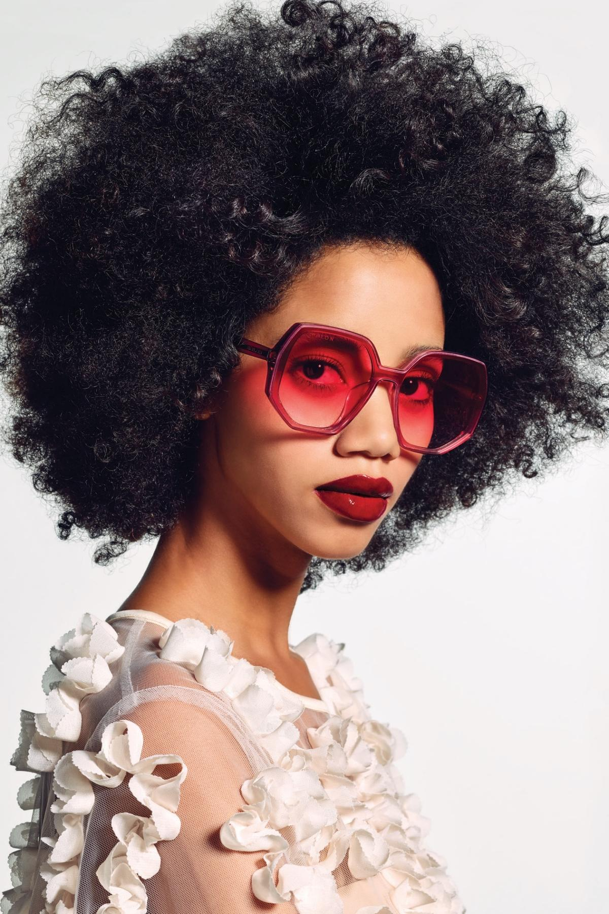 Bolon Eyewear Thu - Đông 2019: Thổi hồn đương đại vào phong cách lịch thiệp, sành điệu Ảnh 3