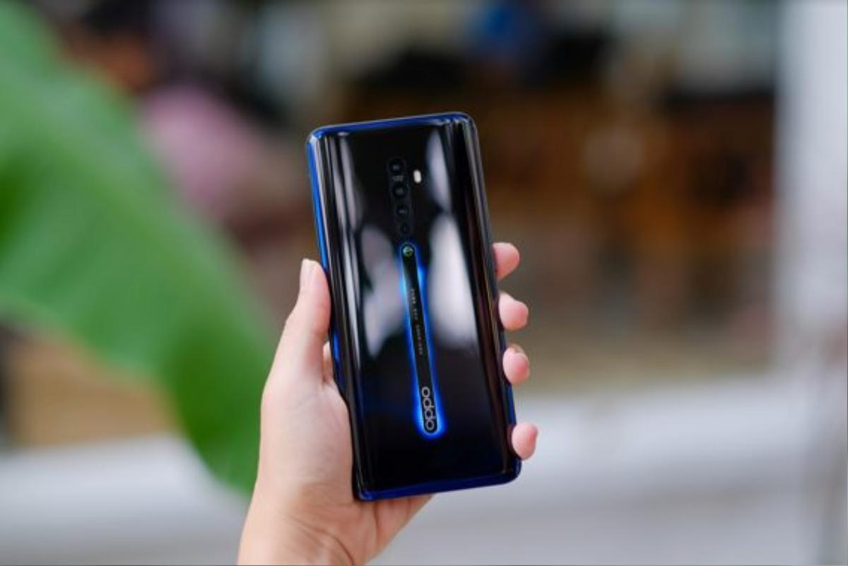 Oppo Reno2 gây bất ngờ với khả năng chống rung bá đạo khi quay video Ảnh 3