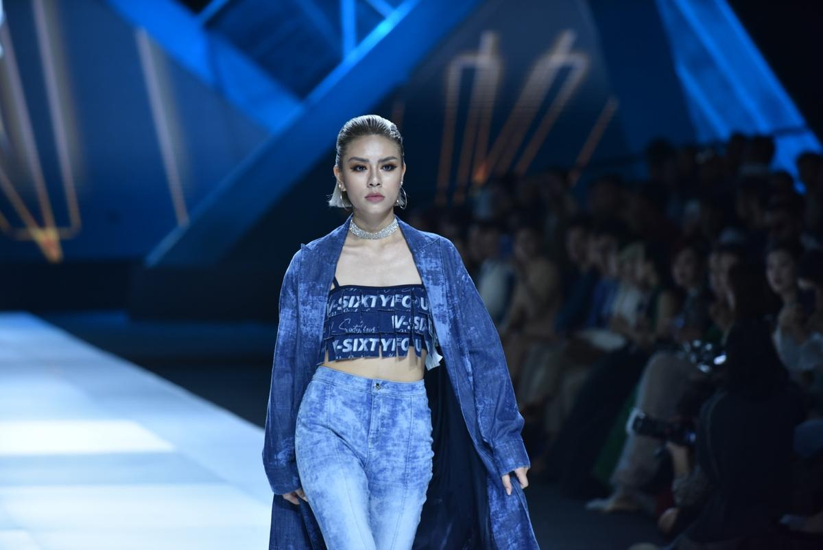 Vietnam International Fashion Week 2019: Sự trở lại đầy ấn tượng của nhà tạo mẫu tóc Leslie Đỗ Ảnh 3