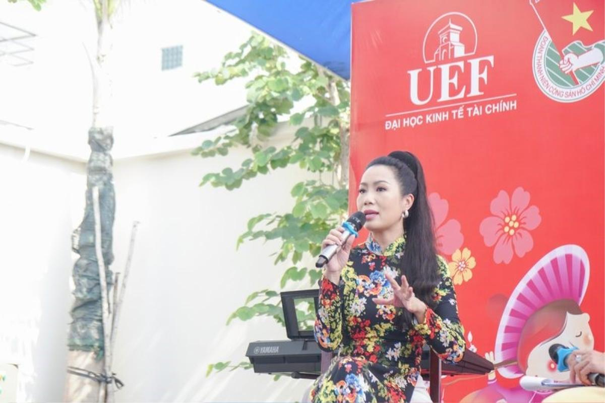 NSƯT - Á hậu Trịnh Kim Chi xuất hiện rạng ngời tại Spring Fest UEF 2020 Ảnh 2