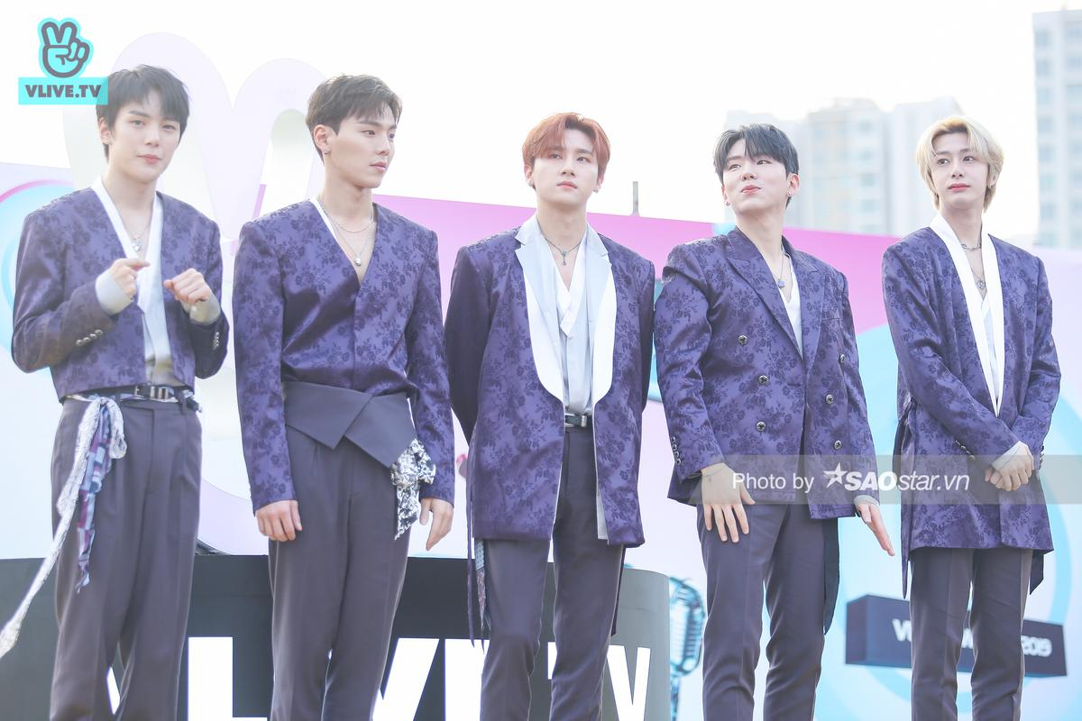 Monsta X, Hương Giang cùng K-ICM và Nguyễn Trần Trung Quân đổ bộ thảm vàng ‘V Heartbeat’ Ảnh 4