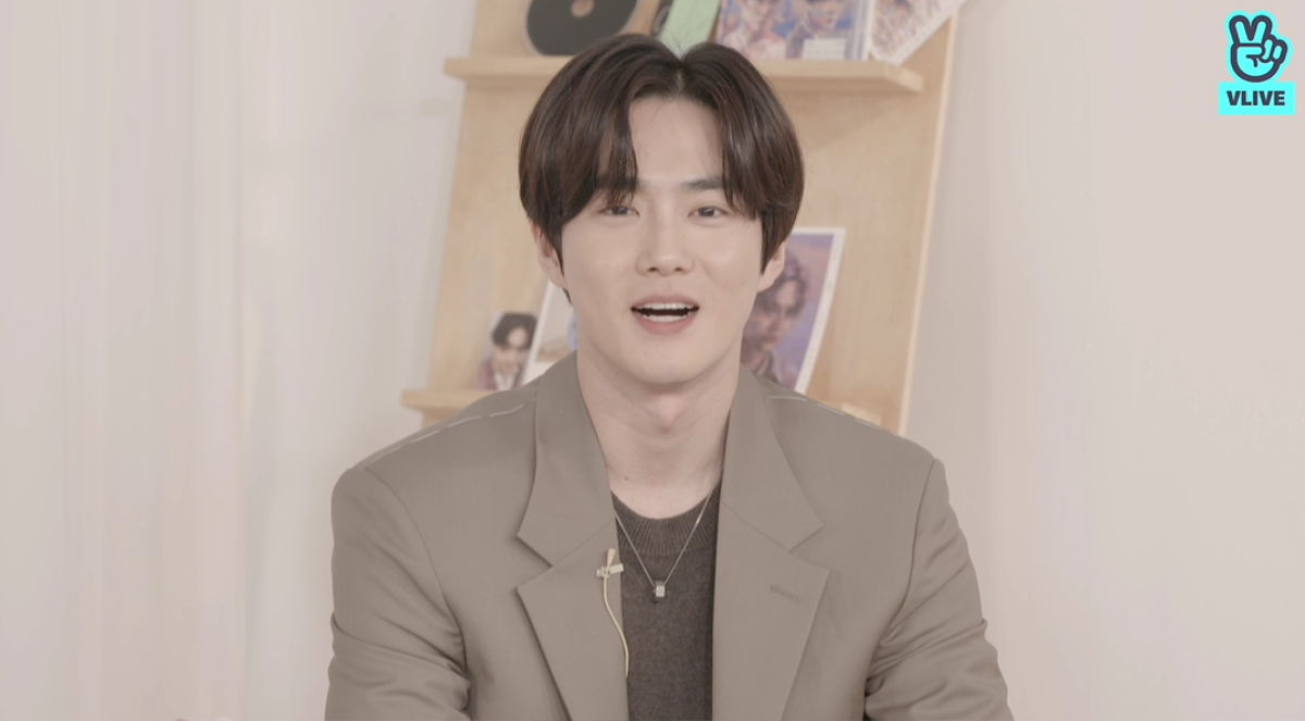 Suho 'Self-Portrait' showcase debut solo: 'Mém khóc nhè' vì không có các thành viên EXO, mọi ca khúc trong album đều lấy fan làm cảm hứng chính Ảnh 5