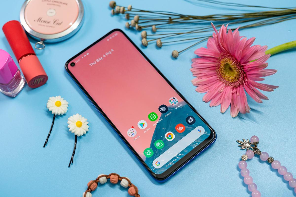 Tránh 'Cô Vy', không sợ chán vì đã có Realme 6 đồng hành cùng bạn Ảnh 1