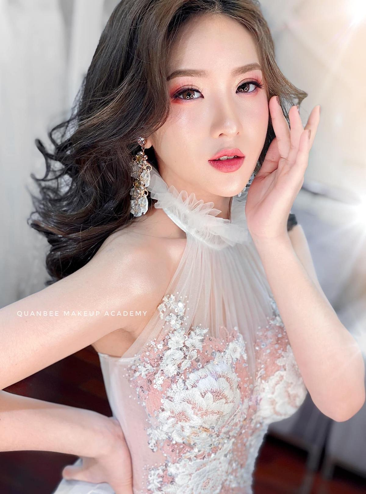 Góc nhìn của chuyên gia trang điểm quốc tế Luna Phương Hằng: Điểm giao nào giữa 1 Make up thương mại và 1 Make up Artist? Ảnh 6