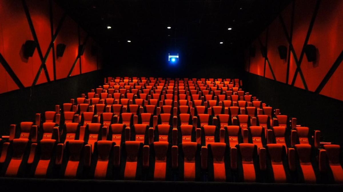 Starlight Cinema – Rạp Chiếu Phim Việt Cho Người Việt Ảnh 3