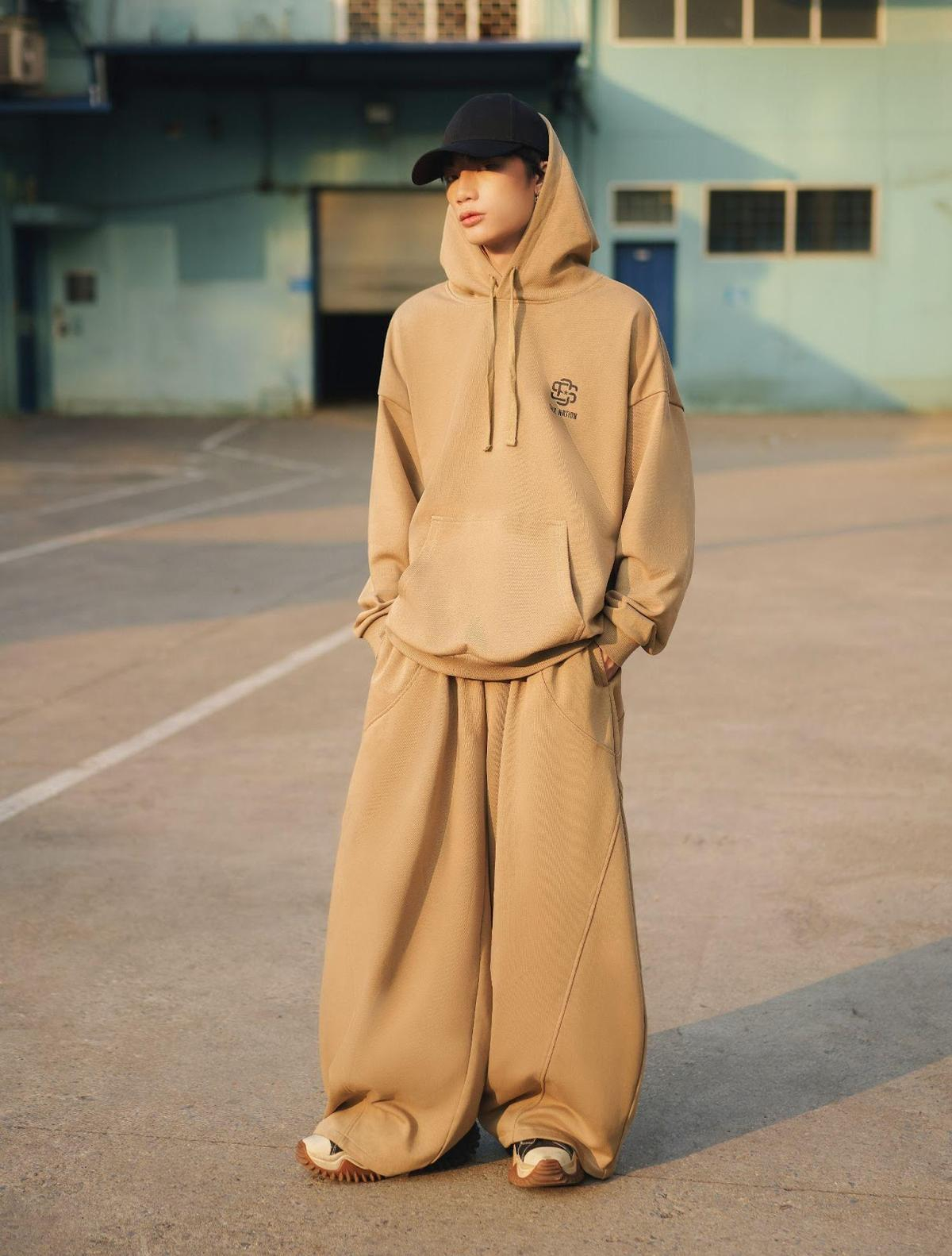 Thời thượng với các mẫu hoodies nam nữ Canifa cực dễ phối đồ Ảnh 1