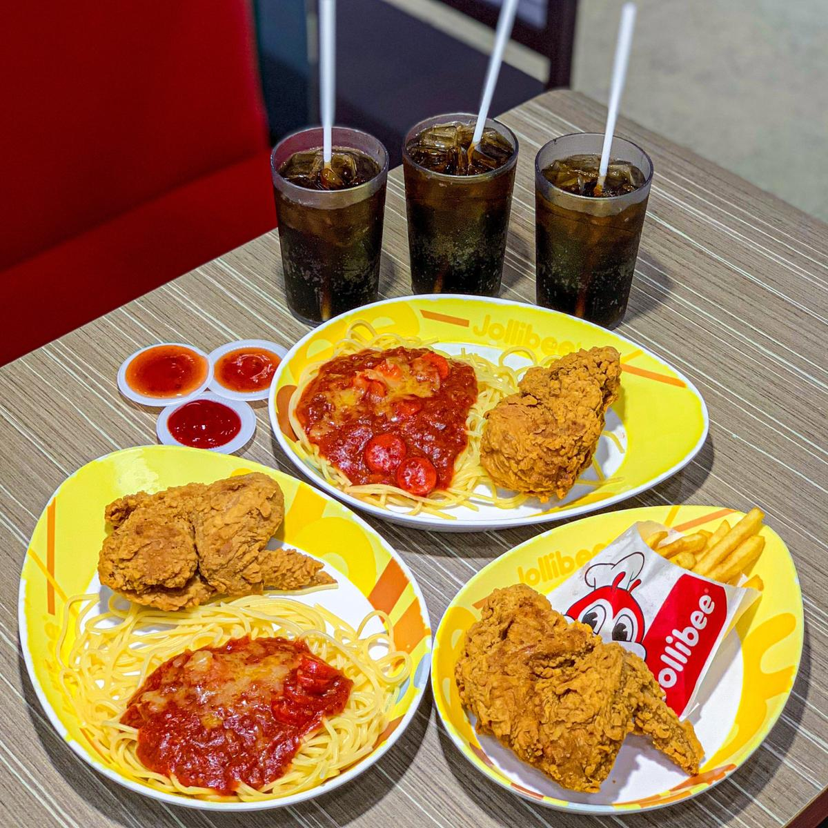 200 cửa hàng Jollibee đánh dấu chặng đường lan tỏa niềm vui ẩm thực đến mọi nhà Ảnh 3