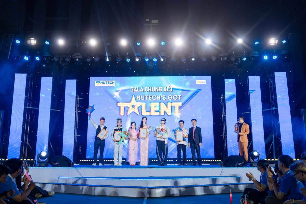 'Đã tai đã mắt' với loạt tài năng bất ngờ tại Chung kết HUTECH's Got Talent 2024 Ảnh 7