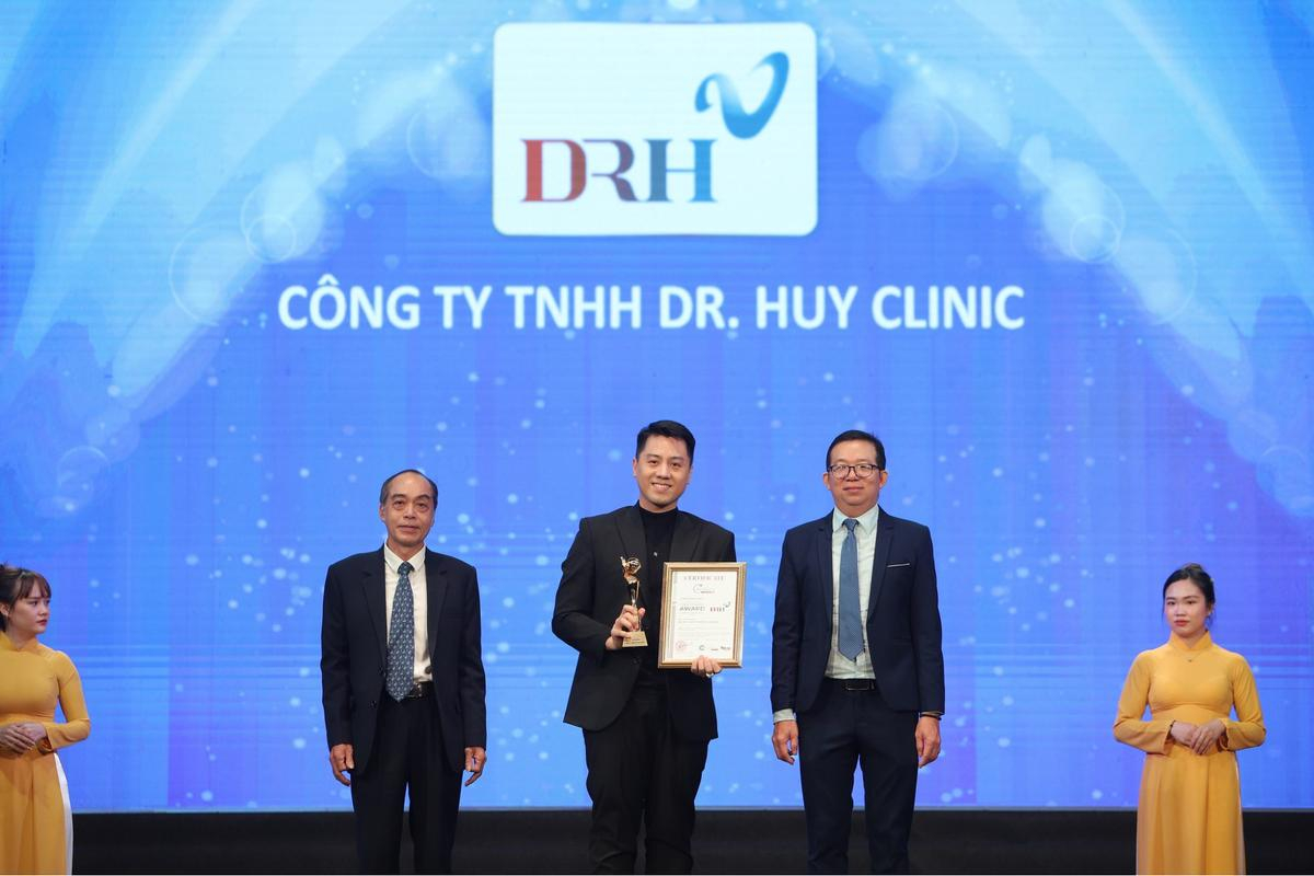 DRH Clinic và hành trình 8 năm giải cứu triệu làn da Việt! Ảnh 3