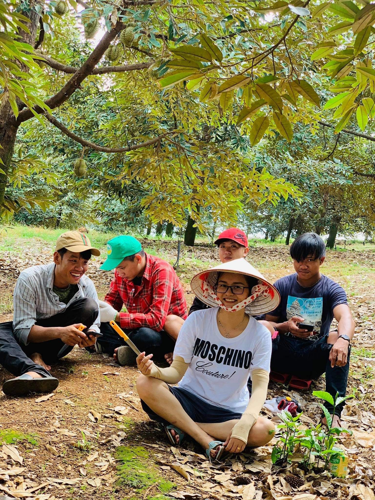 O Huyền: Cô gái bỏ phố về quê để nâng tầm giá trị sầu riêng Việt Ảnh 1