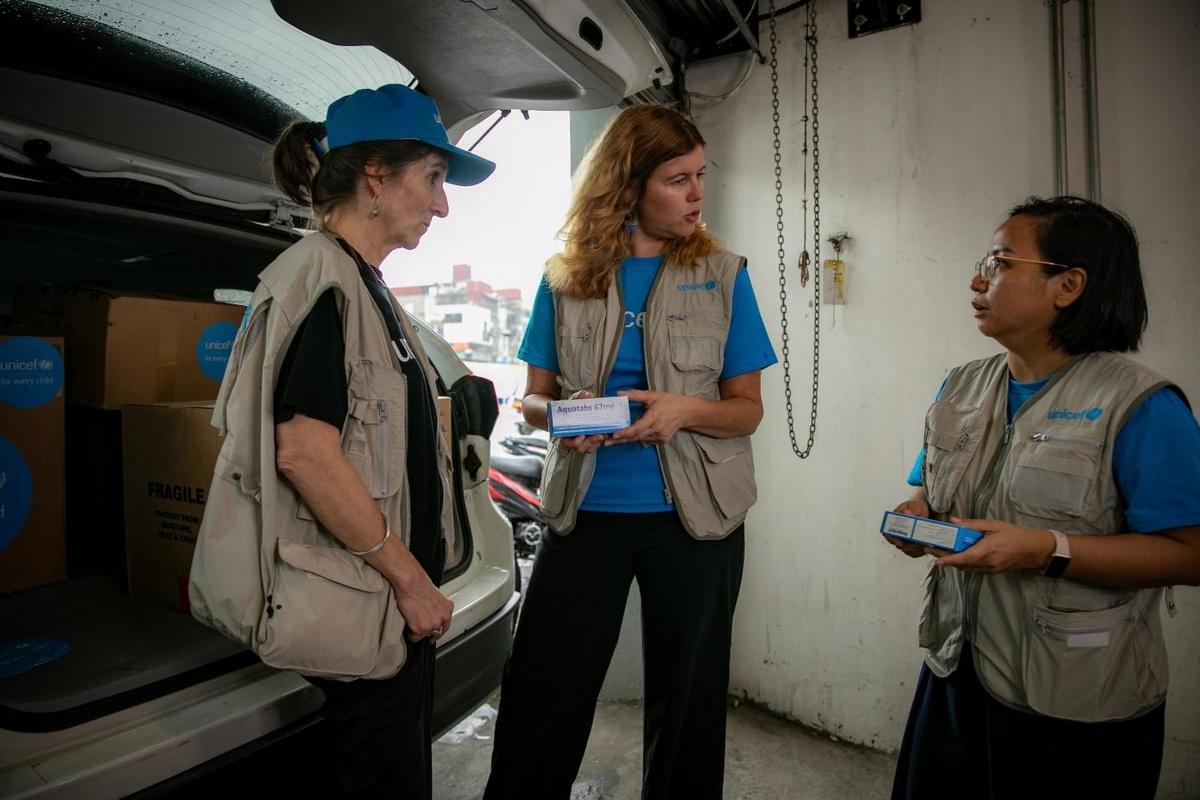 UNICEF Kêu Gọi Hành Động Cấp Thiết Sau Bão Yagi: Bảo Vệ Trẻ Em Là Ưu Tiên Số Một Ảnh 1