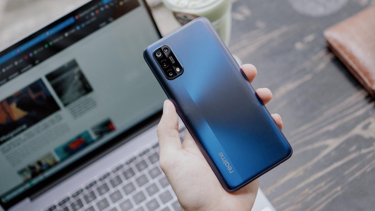 Người dùng được lợi gì từ công nghệ sạc nhanh SuperDart trên Realme 7 Pro? Ảnh 1