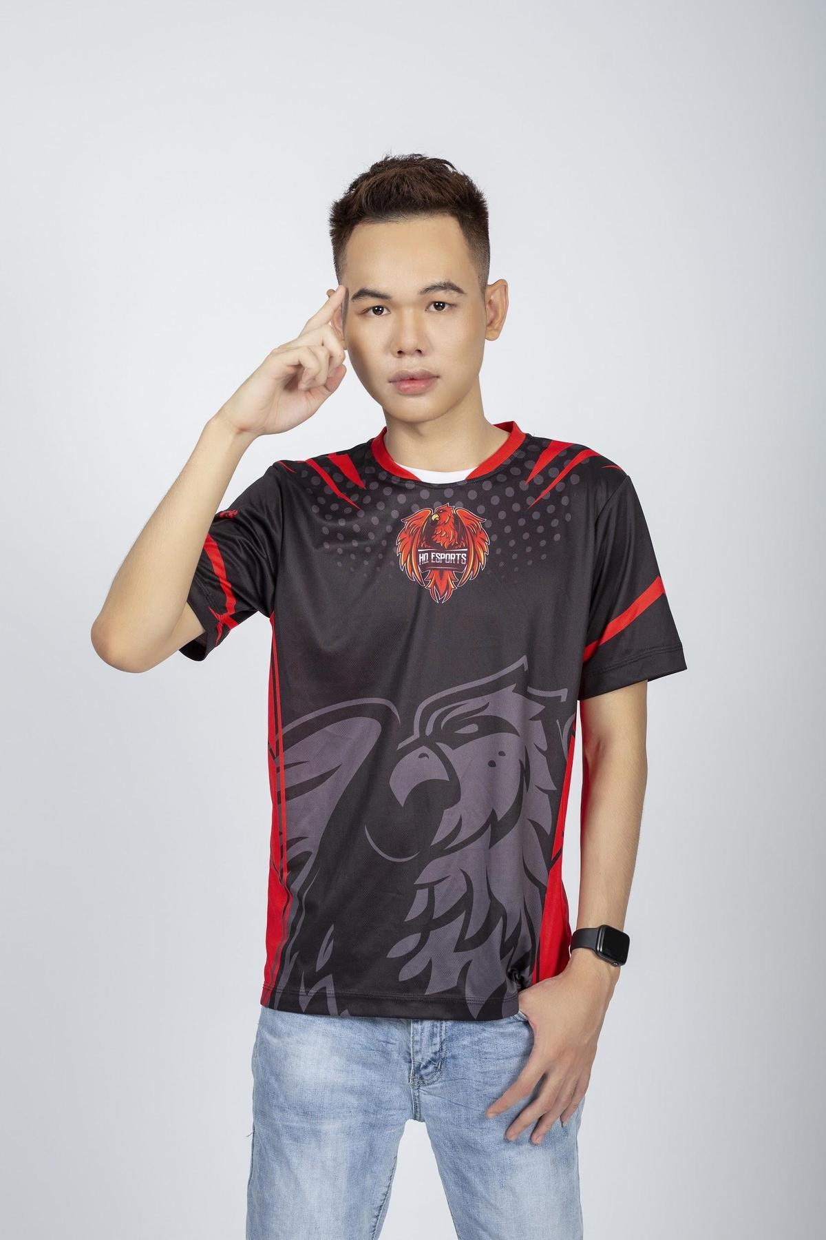 Chuyện chưa kể về Nguyễn Công Việt Anh- giám đốc eSports HQ Group: Từ tai nạn 'từ chối tử thần' đến nghị Ảnh 6