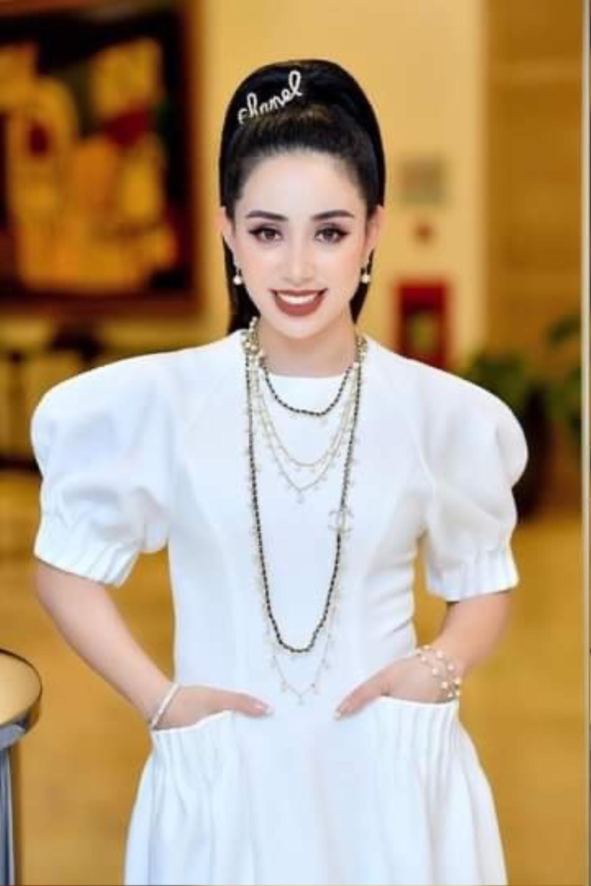 Phạm Quỳnh - Nữ doanh nhân sở hữu gout thời trang ấn tượng không kém fashionista Ảnh 7