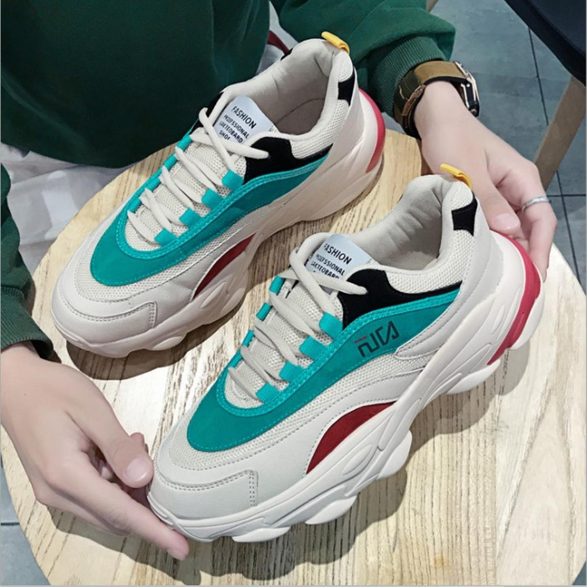 Khám phá shop giày Tom Store - Tín đồ mê giày sneaker khó lòng bỏ qua Ảnh 2