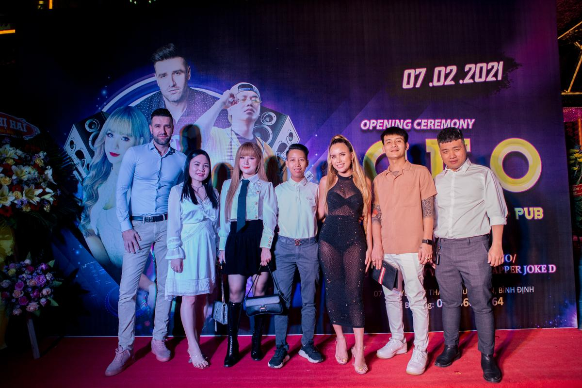 DJ Myno và Van Bakel dự khai trương Pub Ceo ở Quy Nhơn Ảnh 3