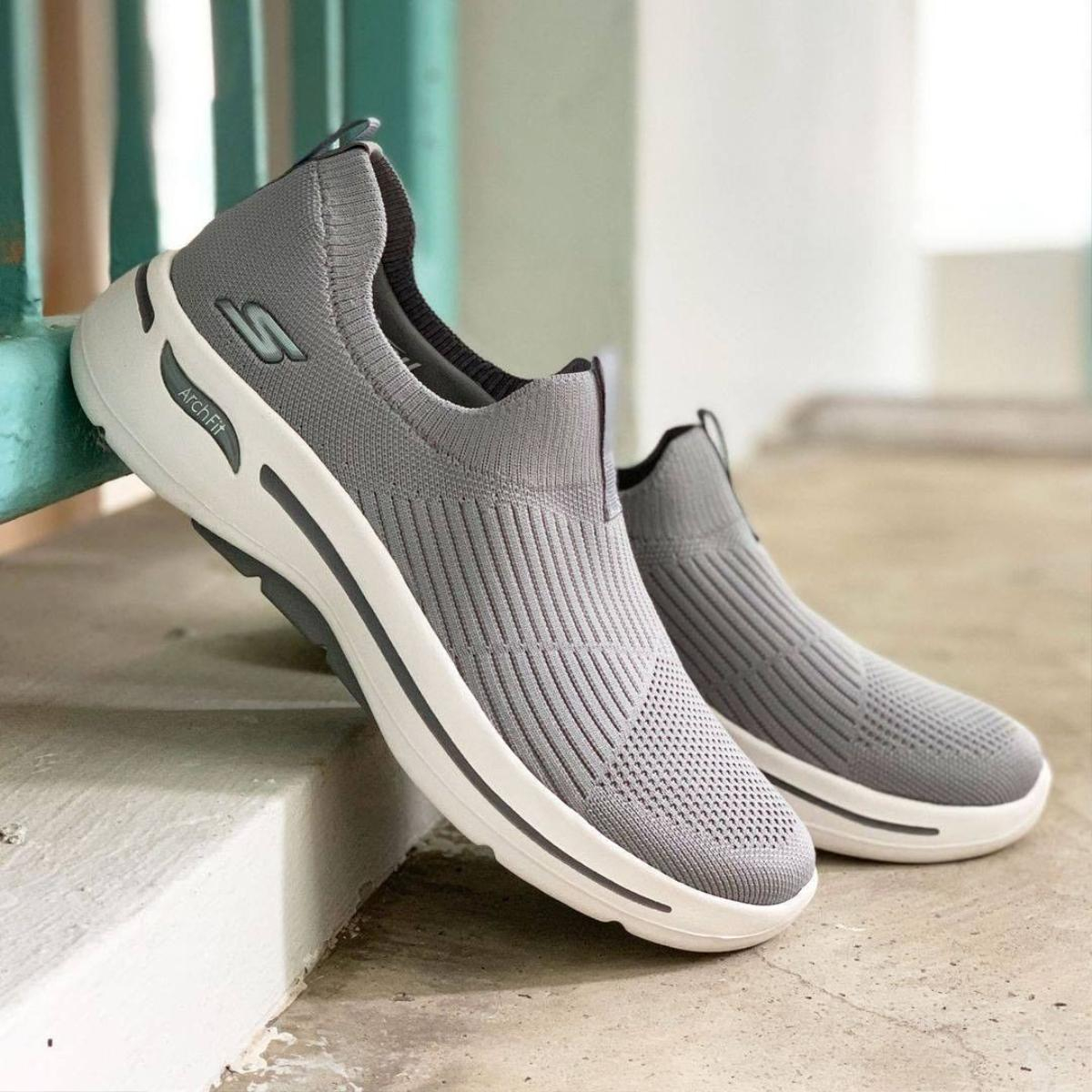 Giày thể thao Skechers Gowalk Arch Fit – 'item' mới trong bộ sưu tập của các tín đồ thời trang năng động Ảnh 3